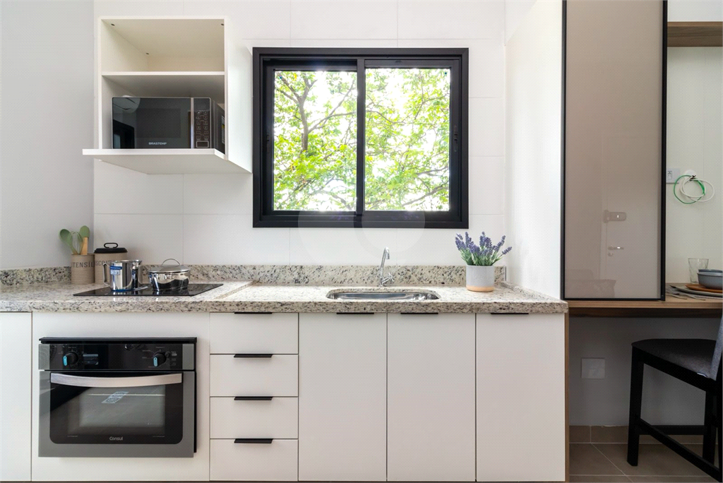 Condomínio fechado na Vila Éster,