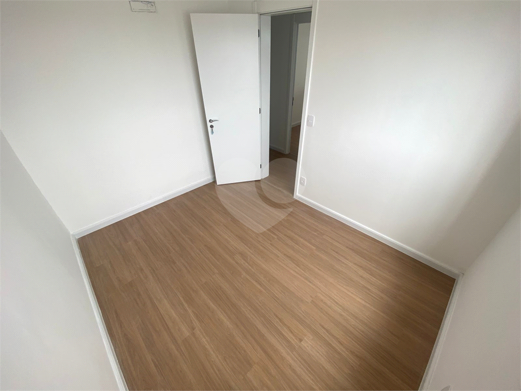 Apartamento com 3 quartos e varanda gourmet próximo do metrô