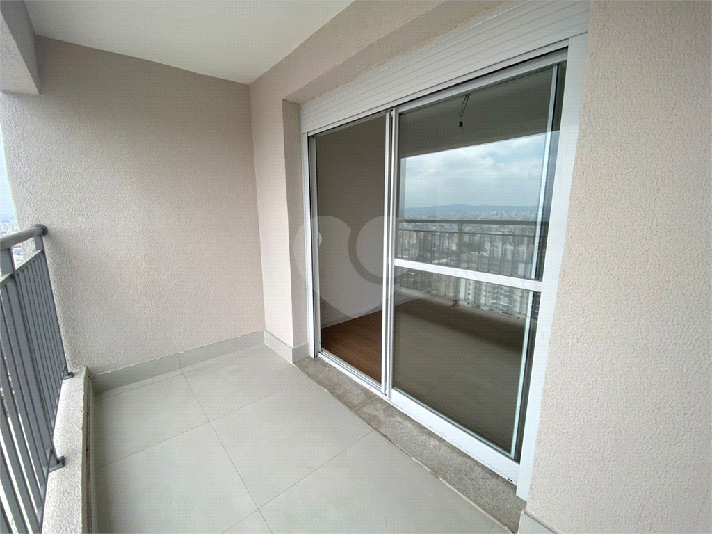 Apartamento com 3 quartos e varanda gourmet próximo do metrô