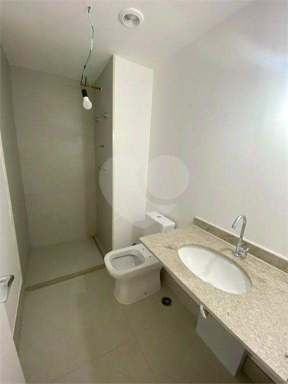 Apartamento com 3 quartos e varanda gourmet próximo do metrô