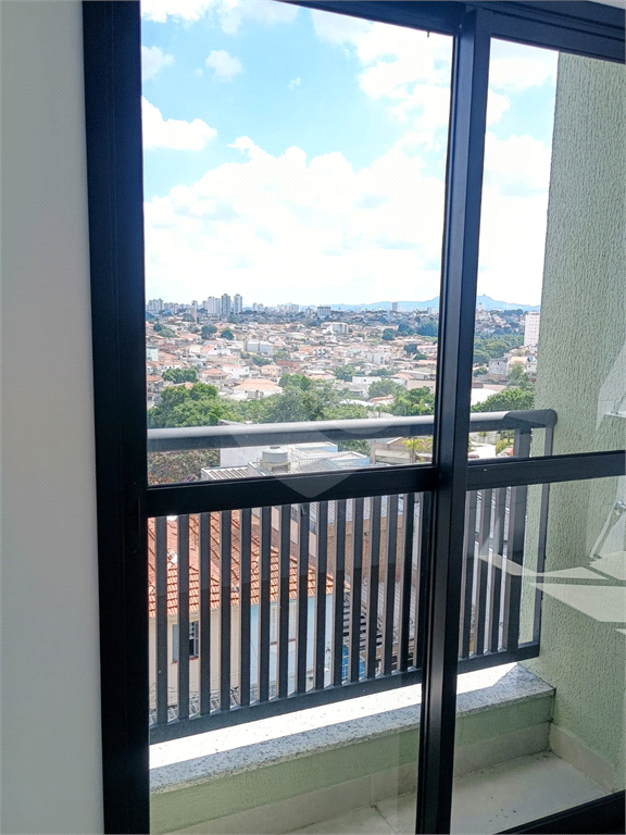Condomínio fechado na Vila Éster
