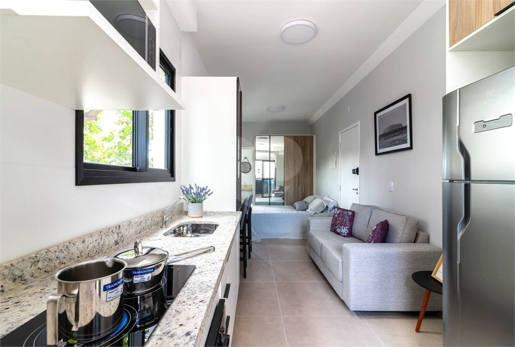  Condomínio fechado na Vila Éster