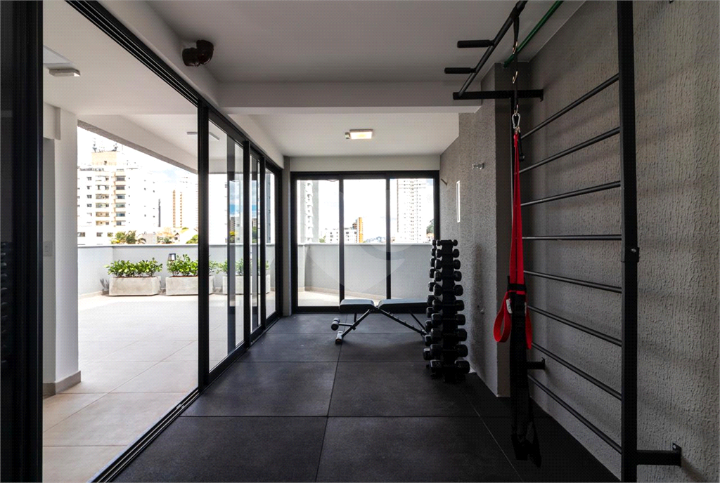  Condomínio fechado na Vila Éster