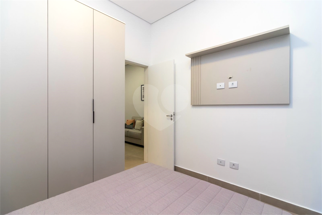  Condomínio fechado na Vila Éster