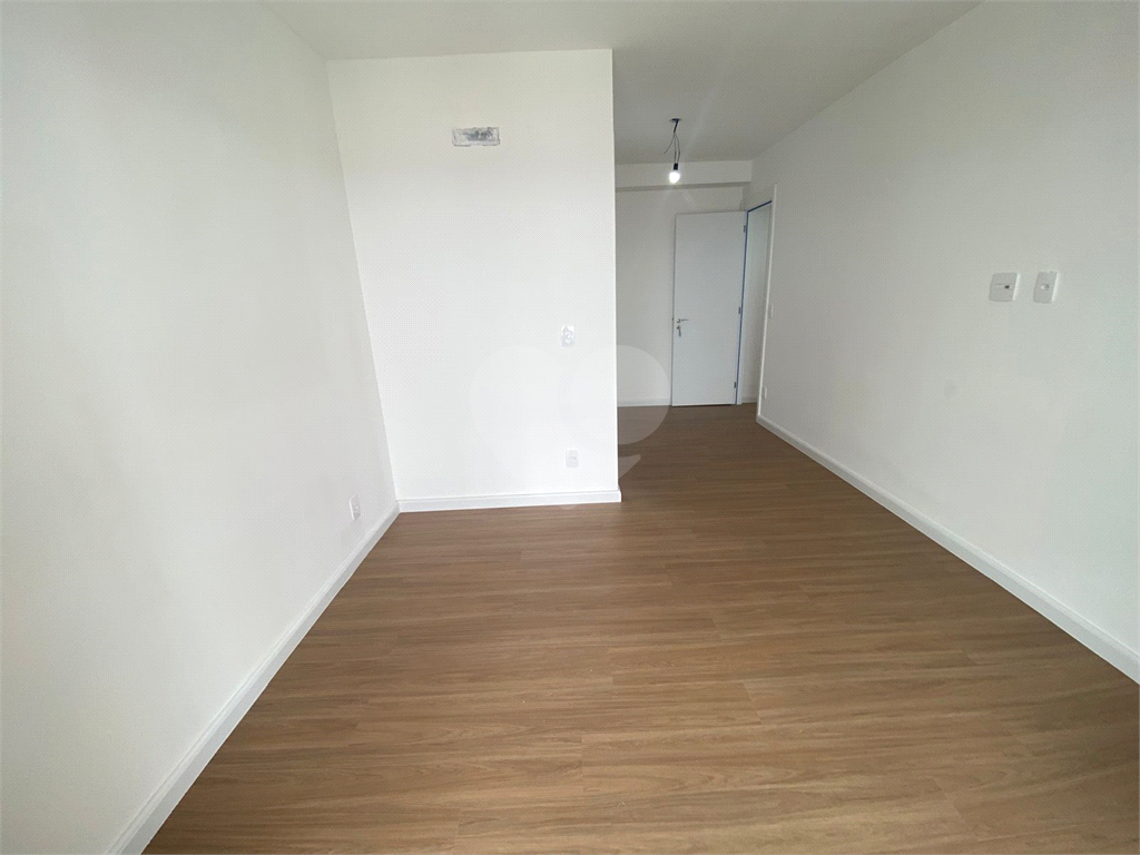 Apartamento com 3 quartos e varanda gourmet próximo do metrô