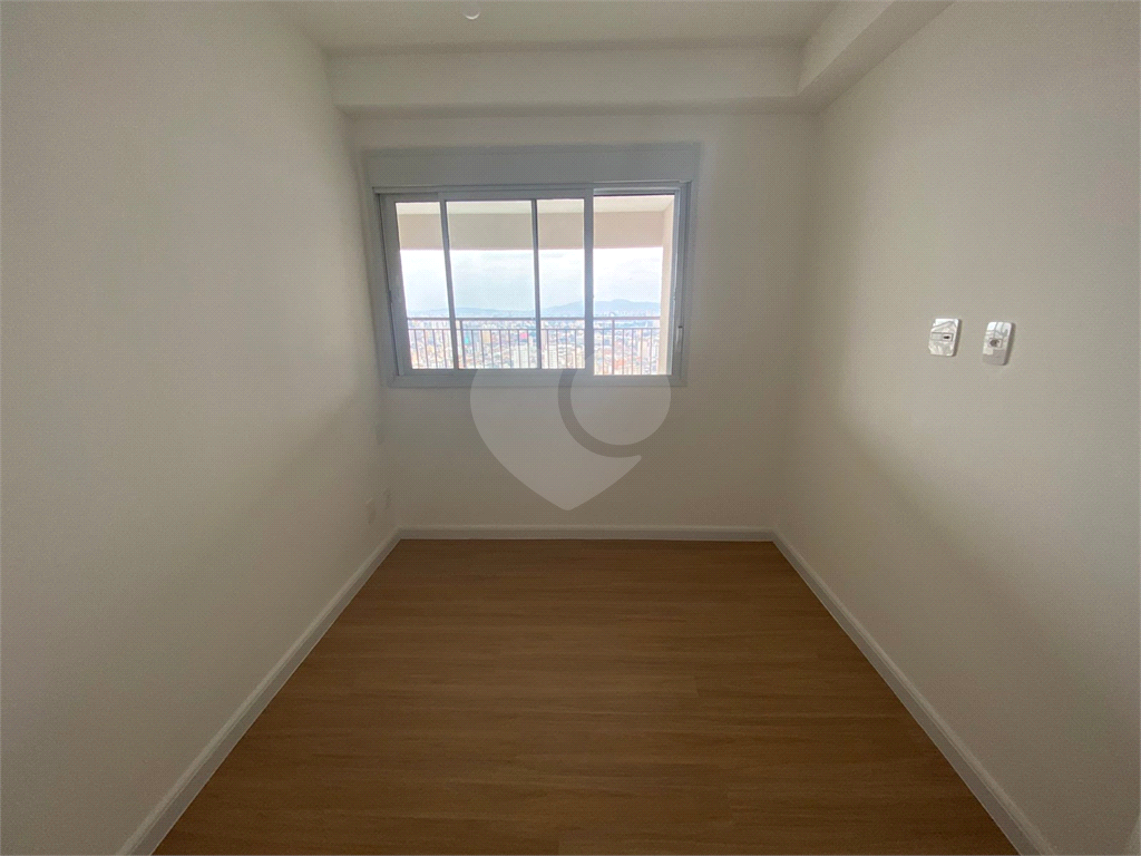 Apartamento com 3 quartos e varanda gourmet próximo do metrô