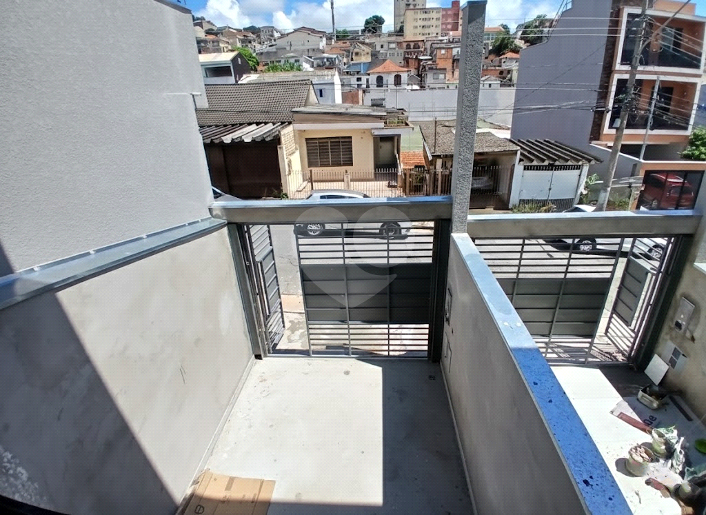 Sobrado Novo Vila Bonilha: 3 Dorms (1 Suíte), arquitetura moderna e entrega em breve.