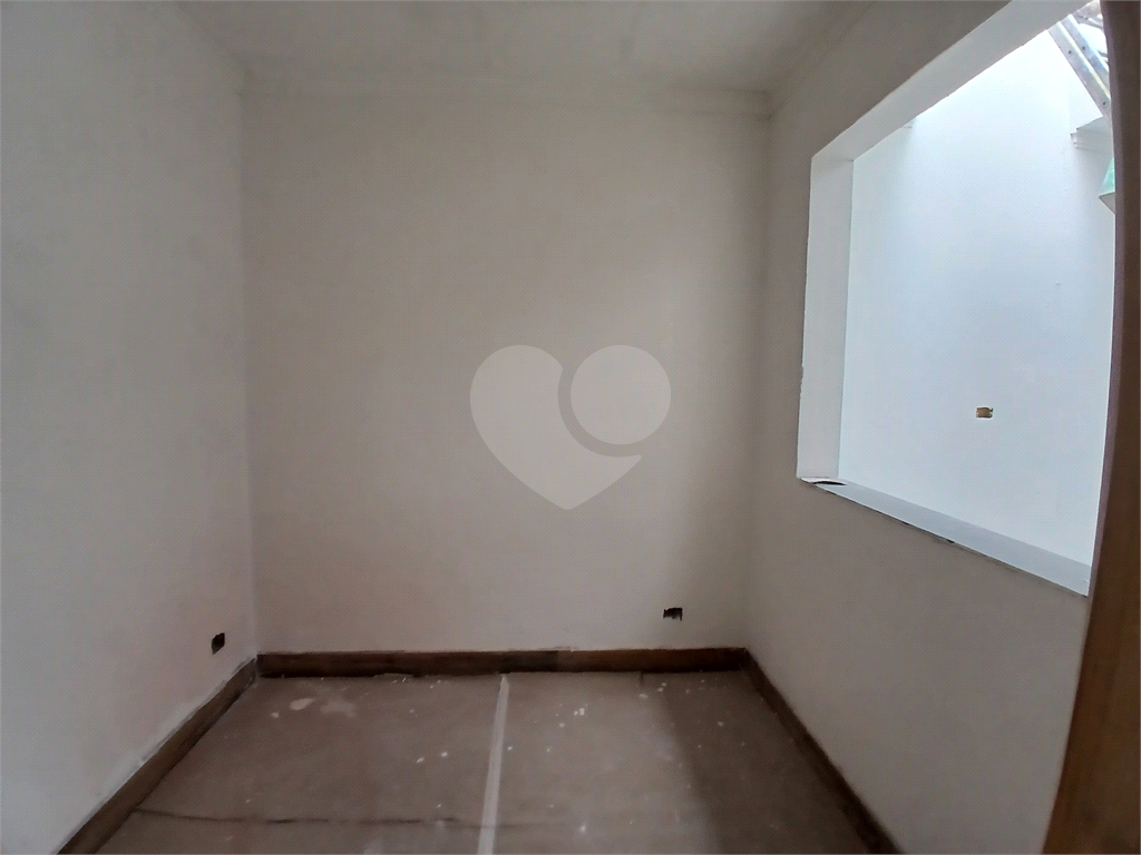 Sobrado Novo Vila Bonilha: 3 Dorms (1 Suíte), arquitetura moderna e entrega em breve.