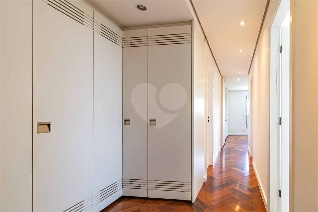 APTO 3 SUITES + 3 VAGAS  - ALTO DE PINHEIROS - CONDOMINIO DUO 