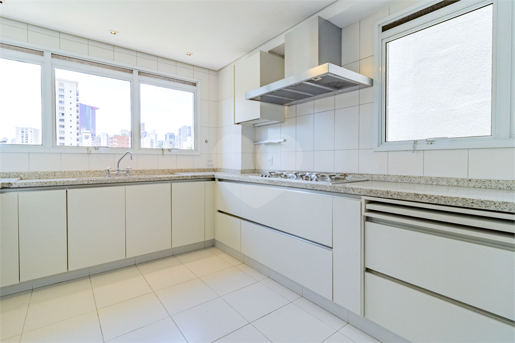 APTO 3 SUITES + 3 VAGAS  - ALTO DE PINHEIROS - CONDOMINIO DUO 