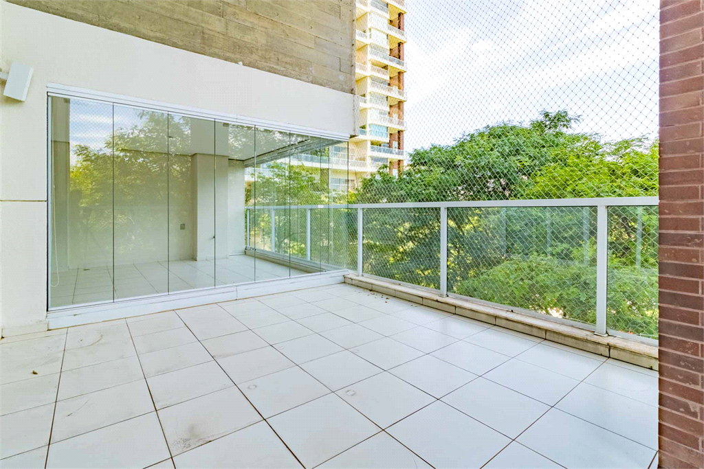 APTO 3 SUITES + 3 VAGAS  - ALTO DE PINHEIROS - CONDOMINIO DUO 