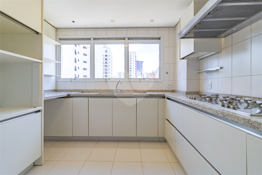 APTO 3 SUITES + 3 VAGAS  - ALTO DE PINHEIROS - CONDOMINIO DUO 