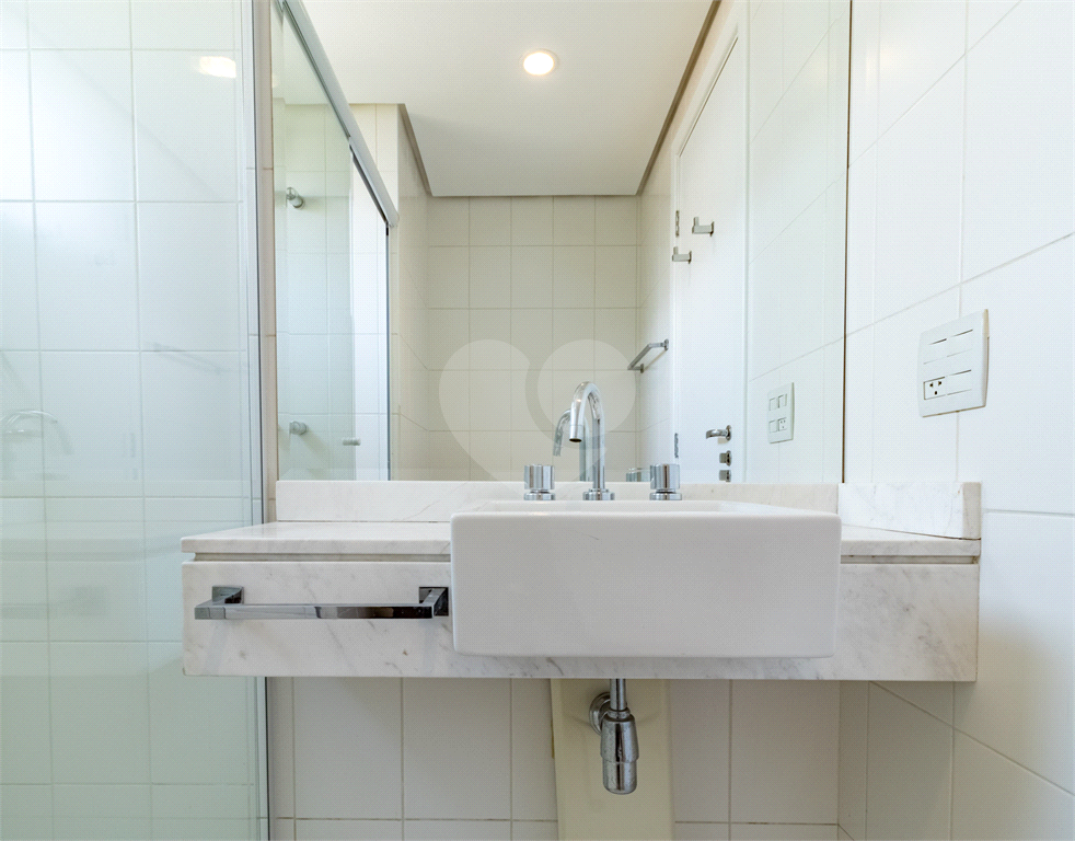 APTO 3 SUITES + 3 VAGAS  - ALTO DE PINHEIROS - CONDOMINIO DUO 