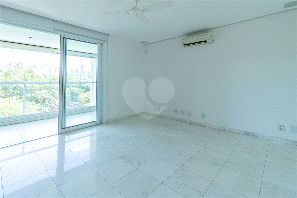 APTO 3 SUITES + 3 VAGAS  - ALTO DE PINHEIROS - CONDOMINIO DUO 