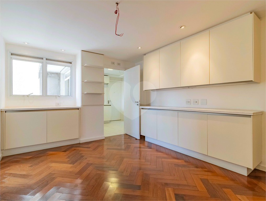 APTO 3 SUITES + 3 VAGAS  - ALTO DE PINHEIROS - CONDOMINIO DUO 