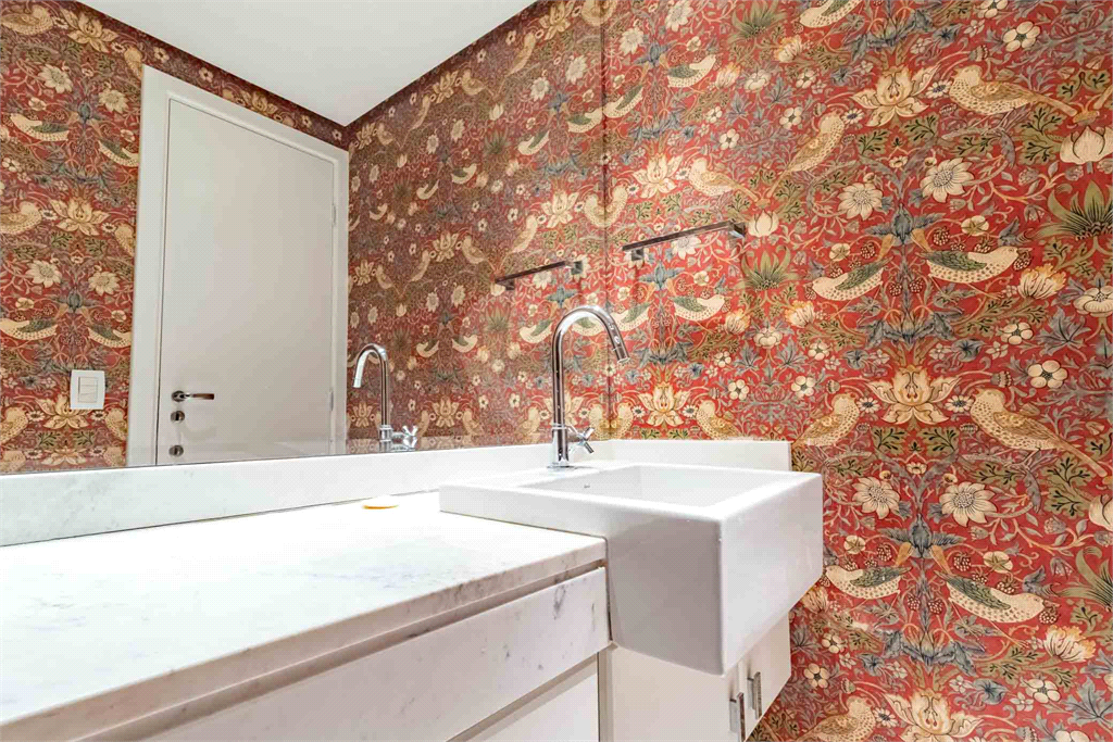 APTO 3 SUITES + 3 VAGAS  - ALTO DE PINHEIROS - CONDOMINIO DUO 