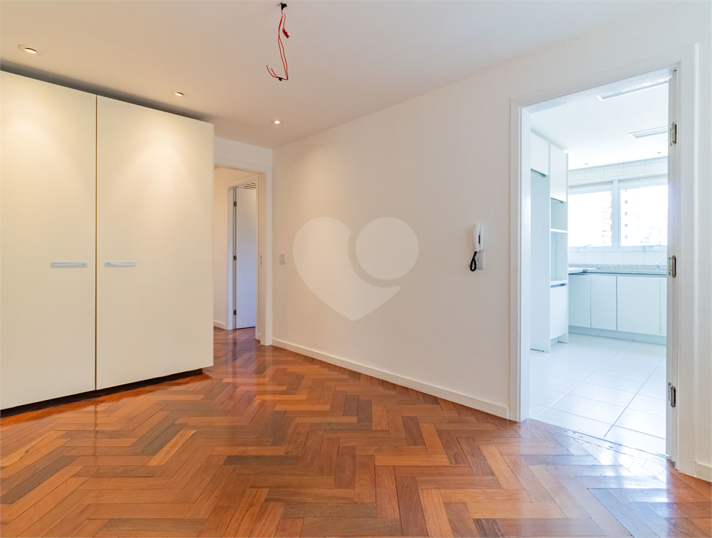 APTO 3 SUITES + 3 VAGAS  - ALTO DE PINHEIROS - CONDOMINIO DUO 