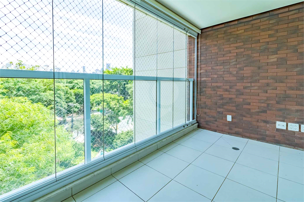 APTO 3 SUITES + 3 VAGAS  - ALTO DE PINHEIROS - CONDOMINIO DUO 