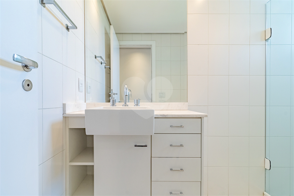 APTO 3 SUITES + 3 VAGAS  - ALTO DE PINHEIROS - CONDOMINIO DUO 