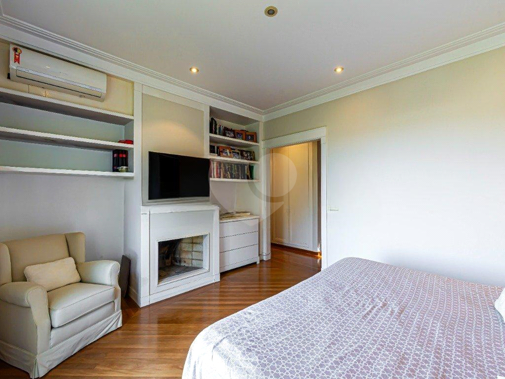 Casa com piscina, jacuzzi e vista privilegiada no Jardim Guedala 