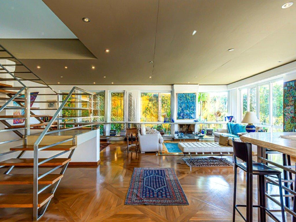 Casa com piscina, jacuzzi e vista privilegiada no Jardim Guedala 