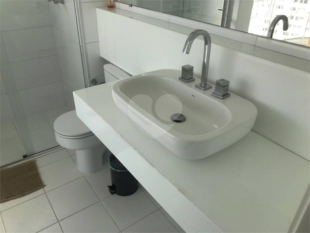 APARTAMENTO em CERQUEIRA CÉSAR
