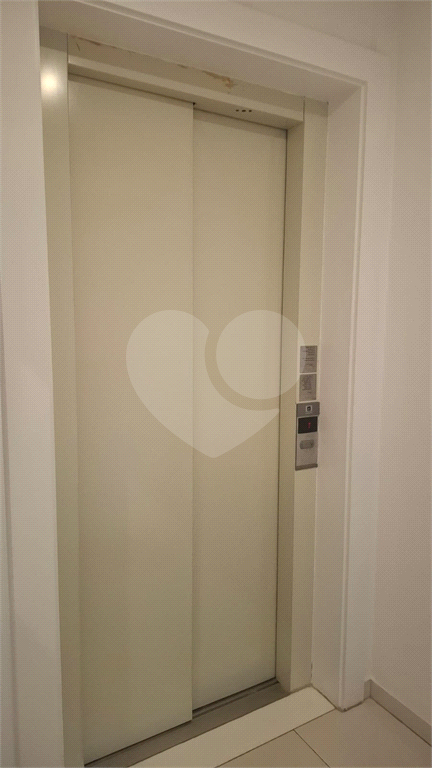 APARTAMENTO em CERQUEIRA CÉSAR