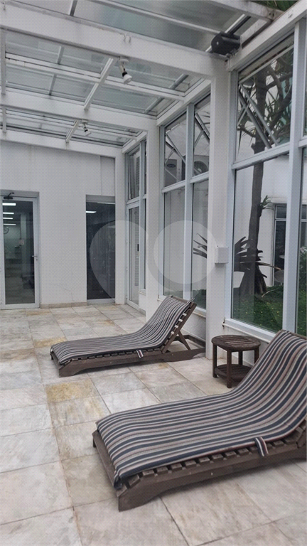 APARTAMENTO em CERQUEIRA CÉSAR