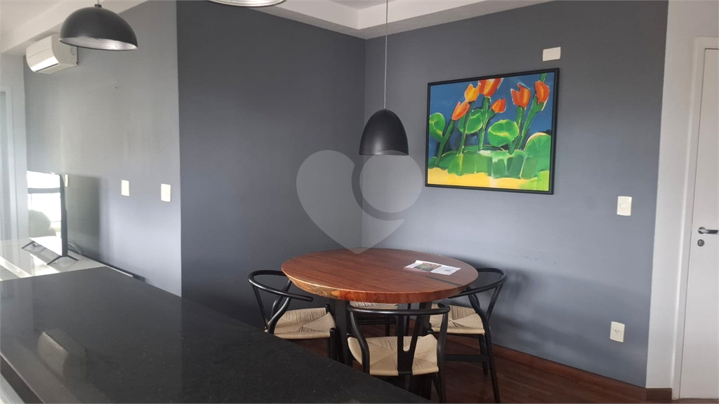 APARTAMENTO em CERQUEIRA CÉSAR