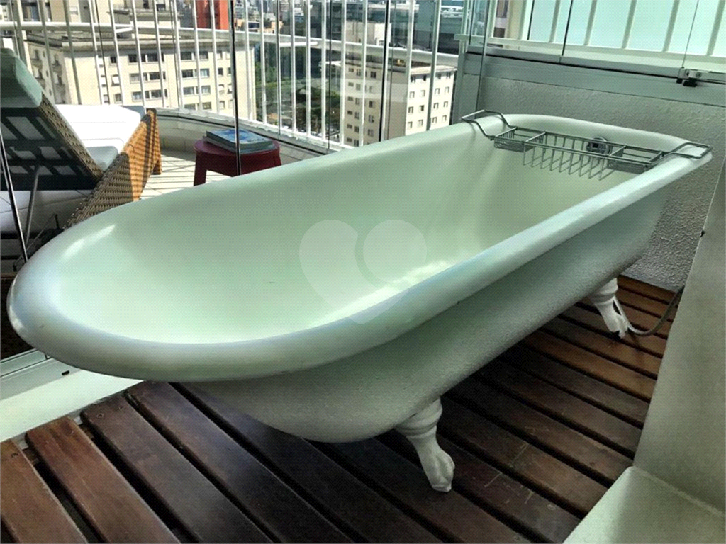 APARTAMENTO em CERQUEIRA CÉSAR