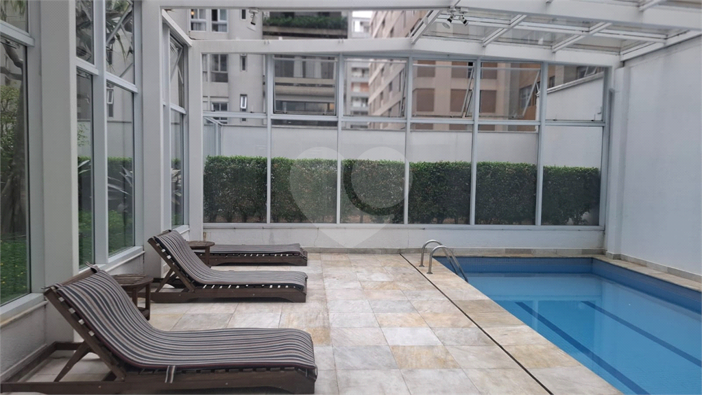 APARTAMENTO em CERQUEIRA CÉSAR