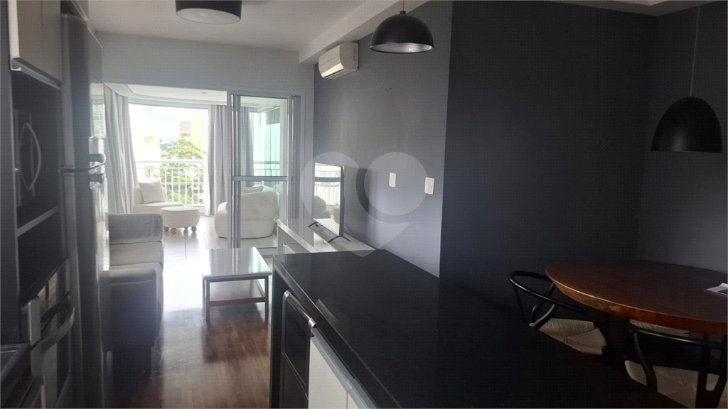 APARTAMENTO em CERQUEIRA CÉSAR