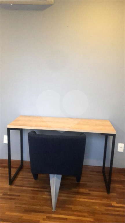 APARTAMENTO em CERQUEIRA CÉSAR