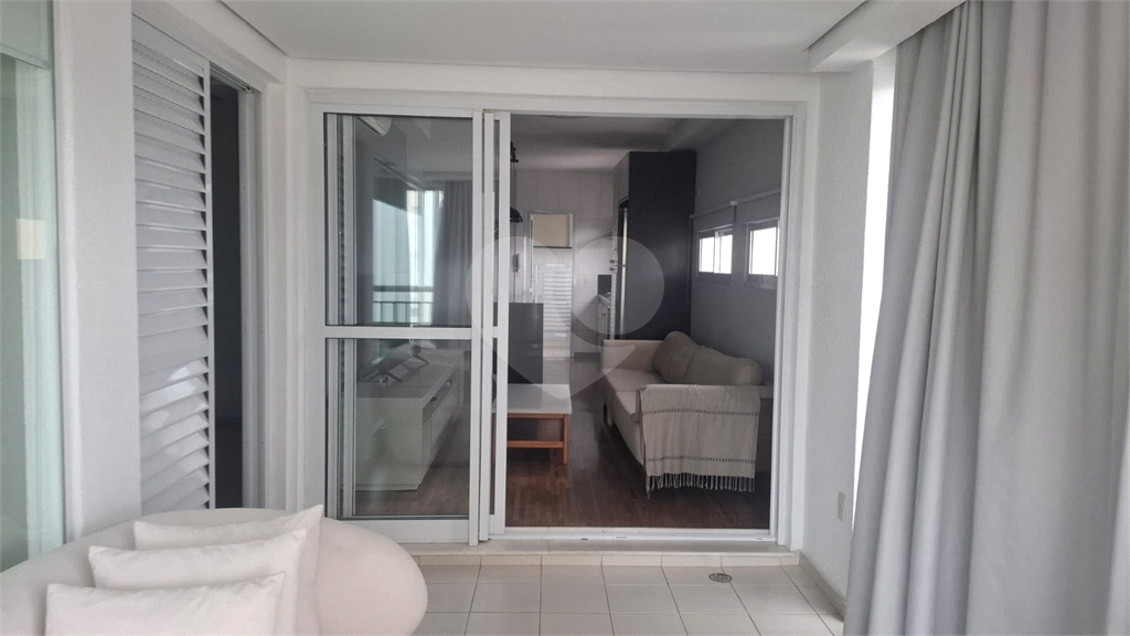 APARTAMENTO em CERQUEIRA CÉSAR