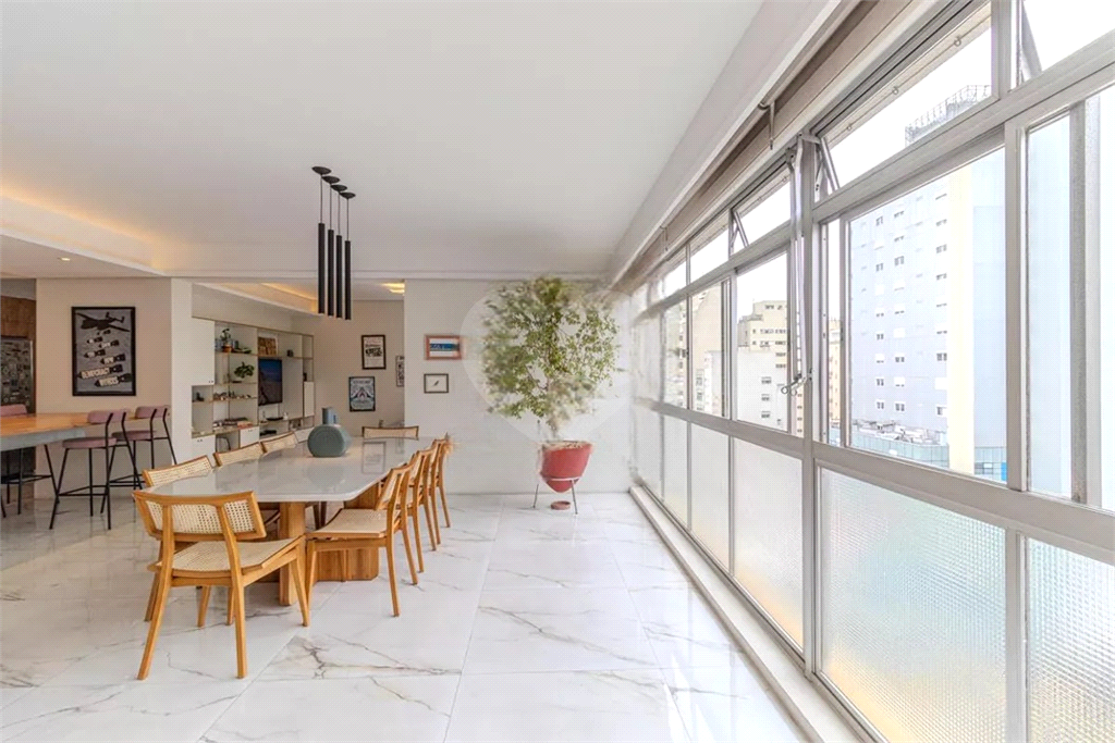 Apartamento Higienópolis 3 dormitórios, sendo 1 suíte e 2 vagas de garagem 