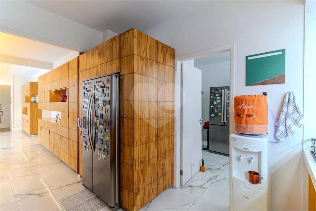 Apartamento Higienópolis 3 dormitórios, sendo 1 suíte e 2 vagas de garagem 