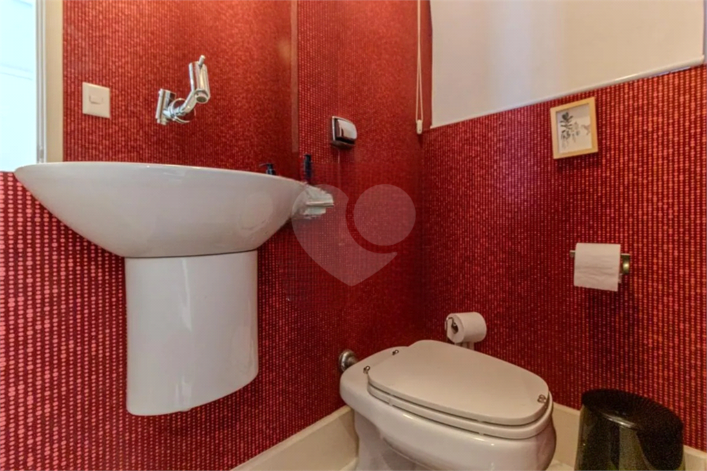 Apartamento Higienópolis 3 dormitórios, sendo 1 suíte e 2 vagas de garagem 