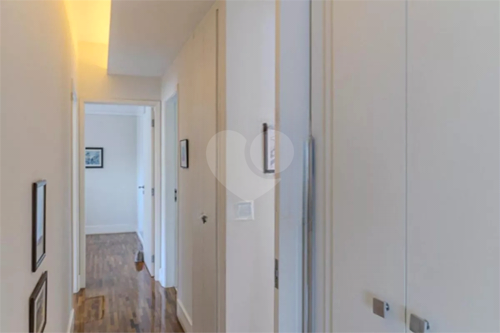 Apartamento Higienópolis 3 dormitórios, sendo 1 suíte e 2 vagas de garagem 