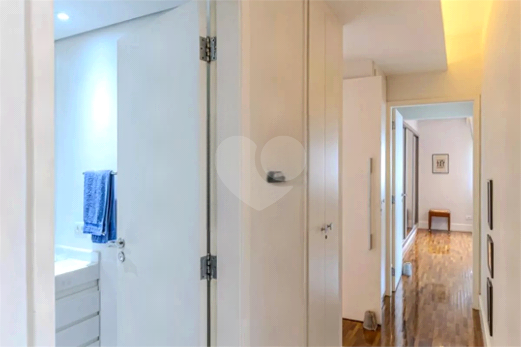 Apartamento Higienópolis 3 dormitórios, sendo 1 suíte e 2 vagas de garagem 