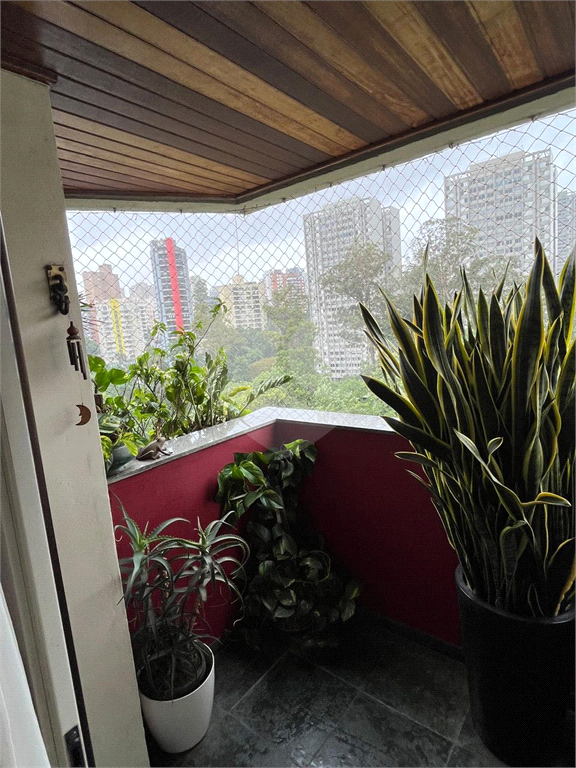 Excelente Apartamento no Condomínio Palazzo Morumbi