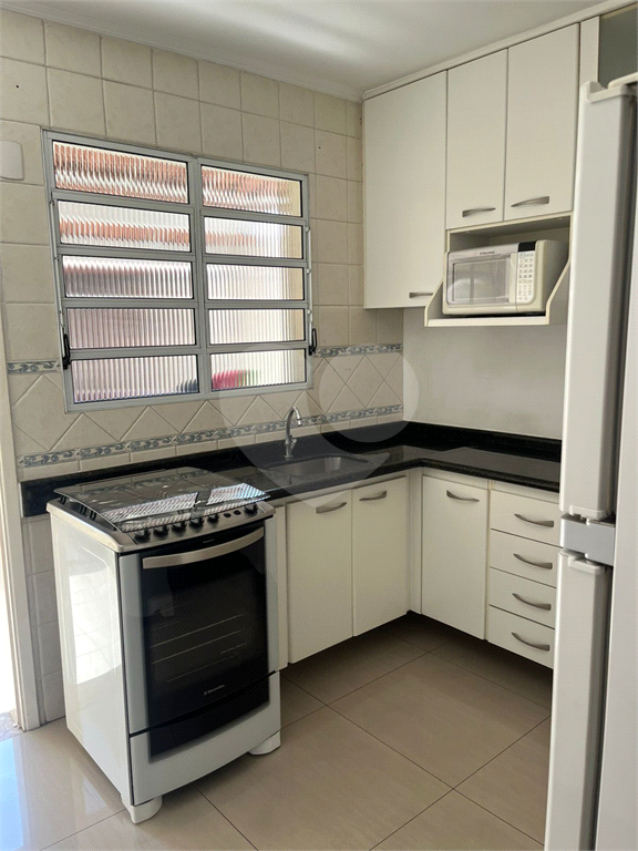 CONDOMÍNIO em GRANJA VIANA