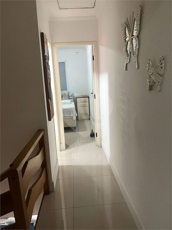 CONDOMÍNIO em GRANJA VIANA