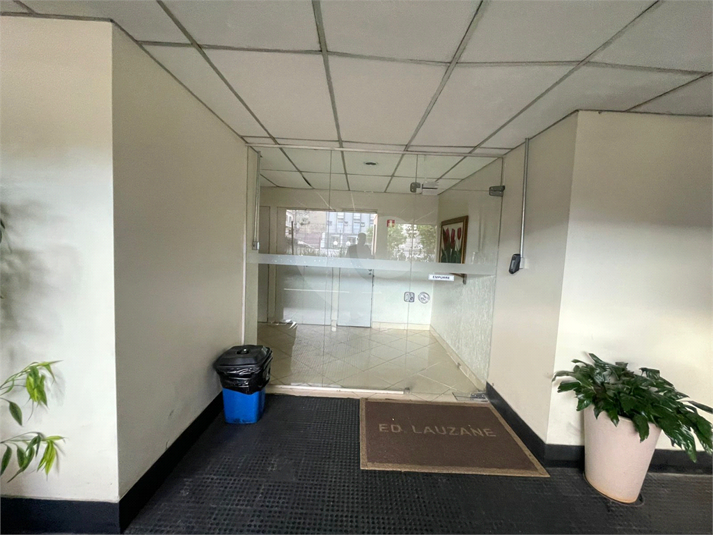 OTIMO APARTAMENTO REFORMADO COM 2 DORMITORIO E VAGA DE GARAGEM