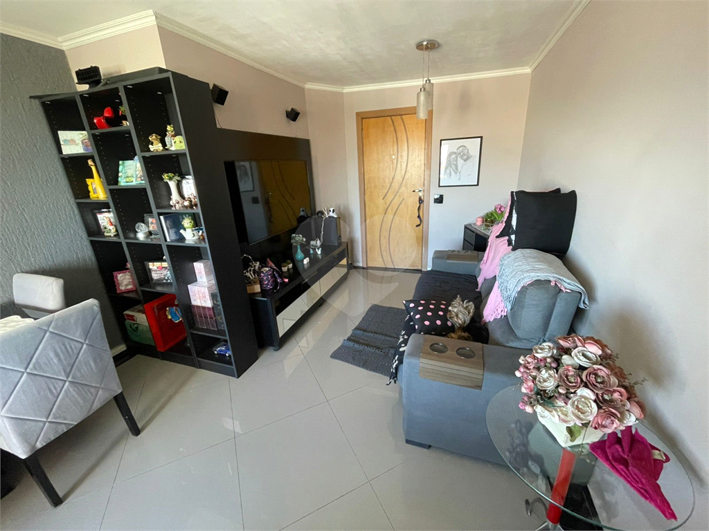 OTIMO APARTAMENTO REFORMADO COM 2 DORMITORIO E VAGA DE GARAGEM