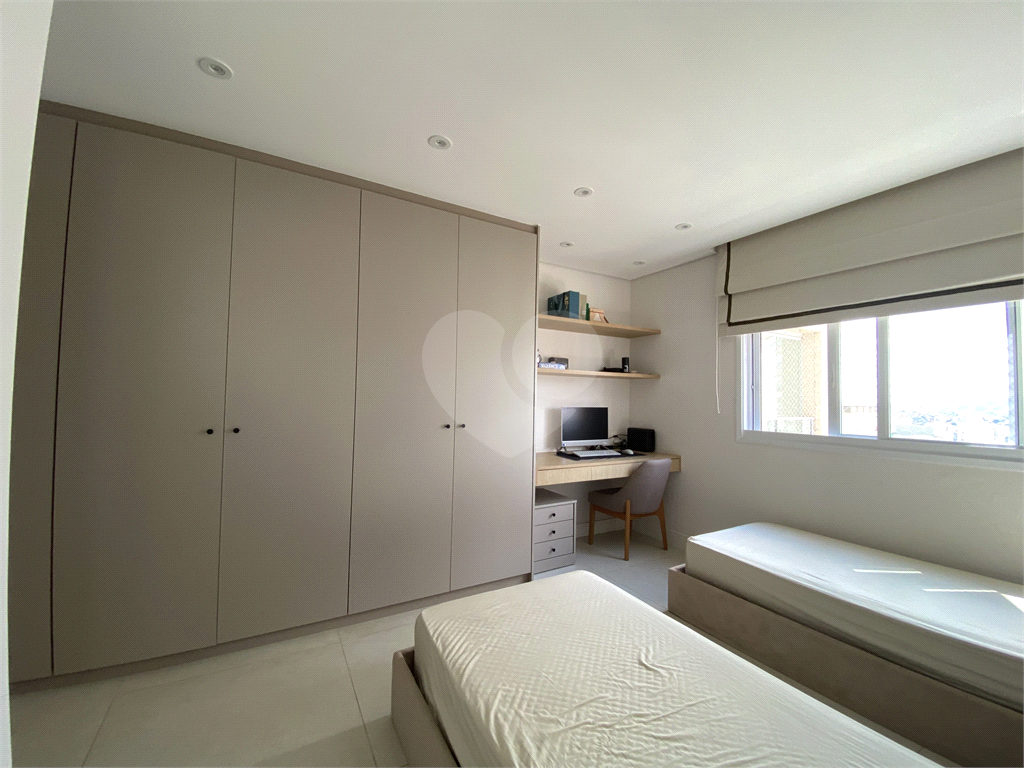 APARTAMENTO em SANTANA