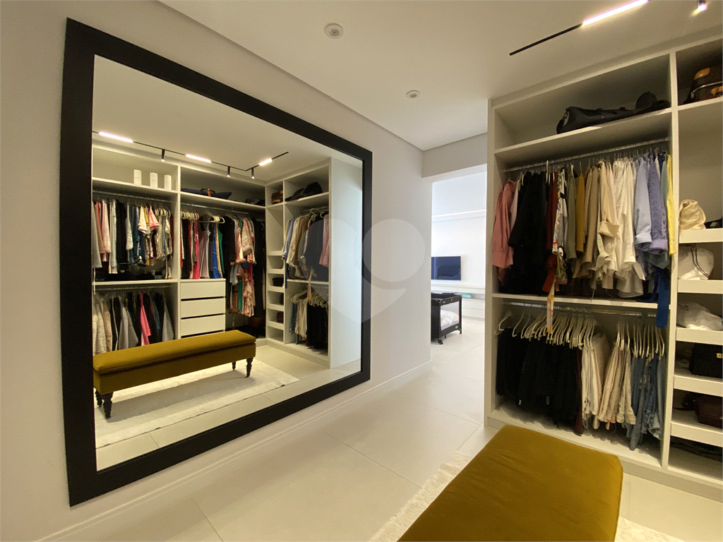 APARTAMENTO em SANTANA