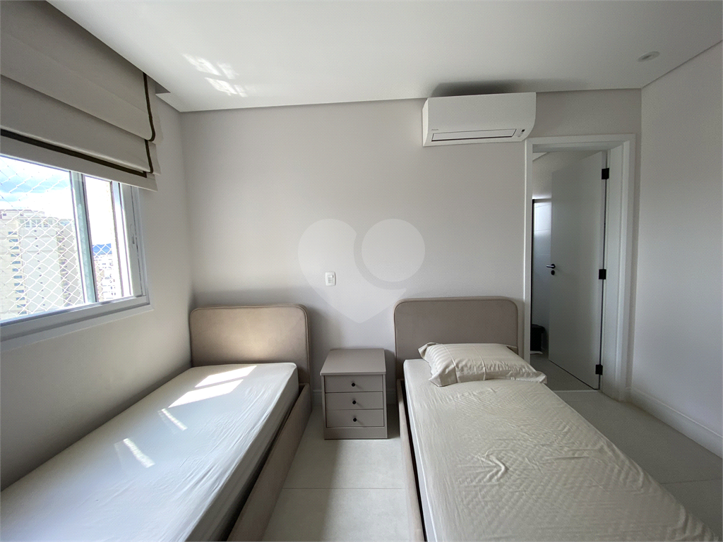 APARTAMENTO em SANTANA