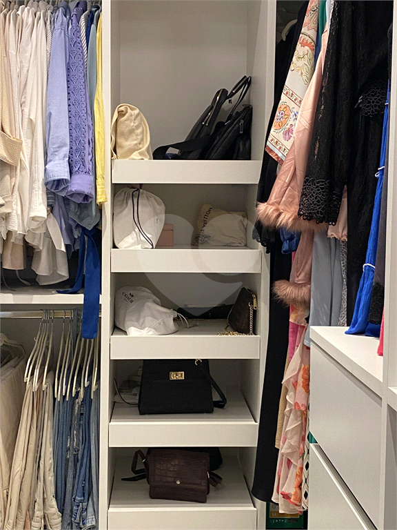 APARTAMENTO em SANTANA