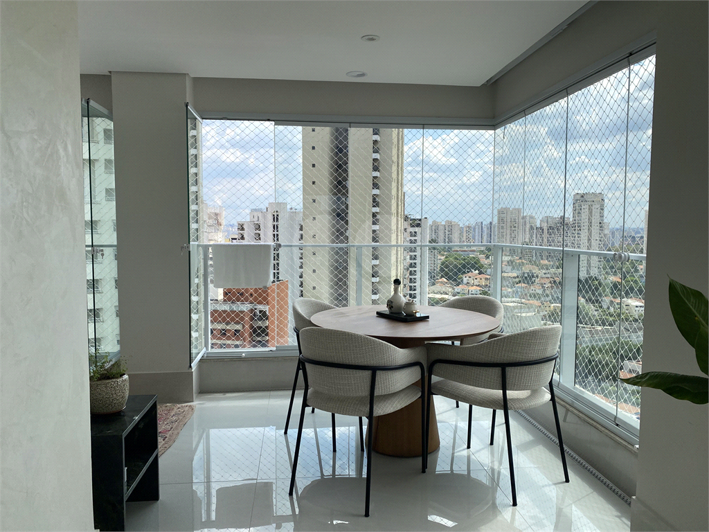APARTAMENTO em SANTANA