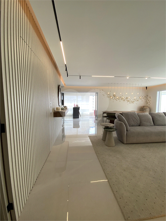 APARTAMENTO em SANTANA